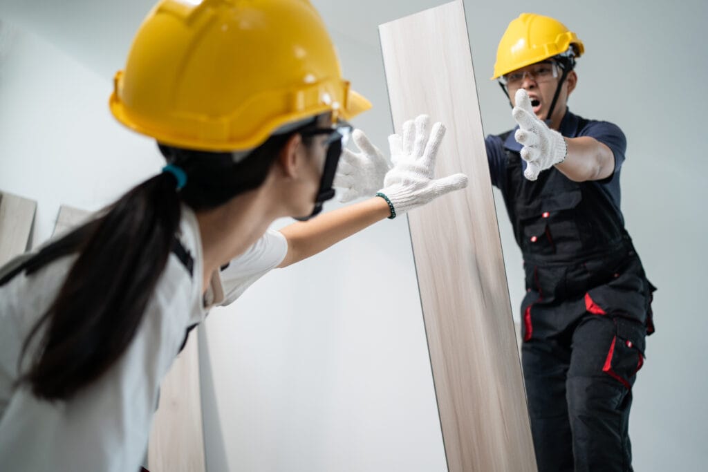 como evitar acidente de trabalho colaboradores em perigo